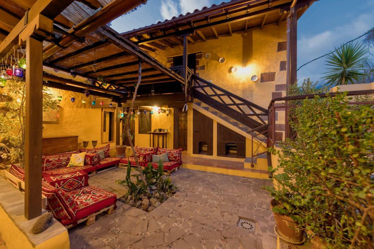 Bohemian Hideaway Finca - 2 Unique Houses With Shared Pool Santa Lucia Dış mekan fotoğraf
